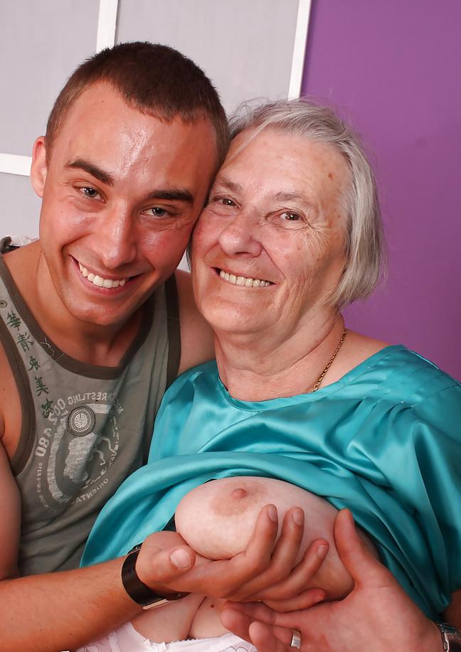 25P Grannies having sex couples and groups