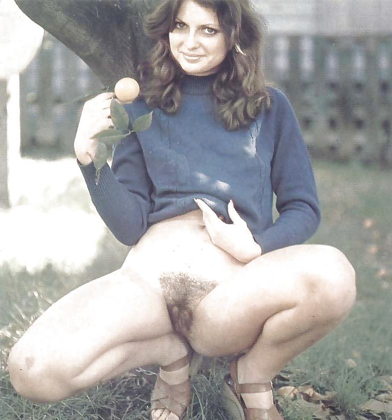 25P Squatting Bush