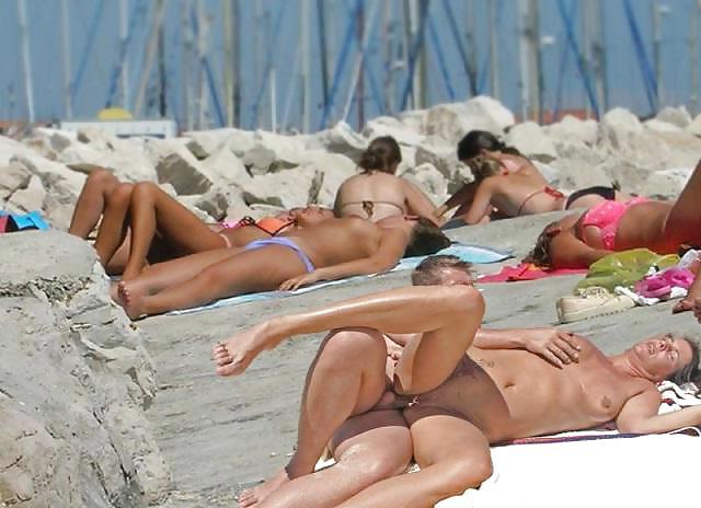 25P Group Sex Amateur Beach #rec Voyeur G15