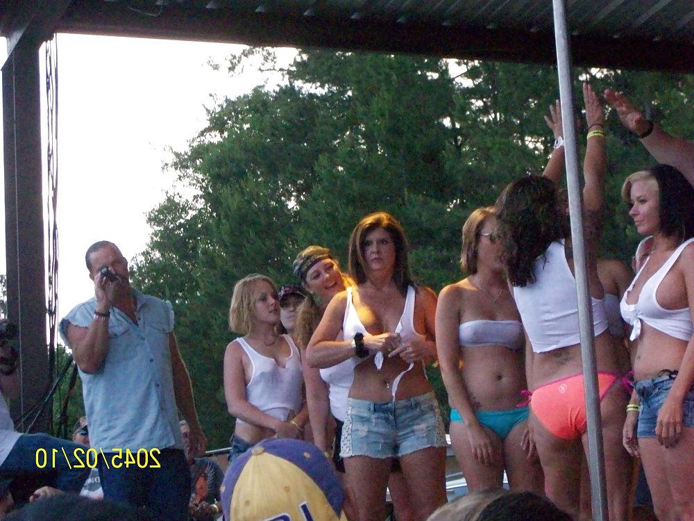 25P Wild  bike party