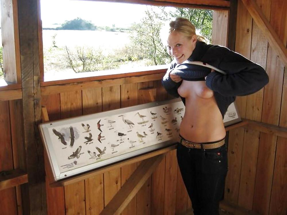 25P Wild Fun Sexy Milf
