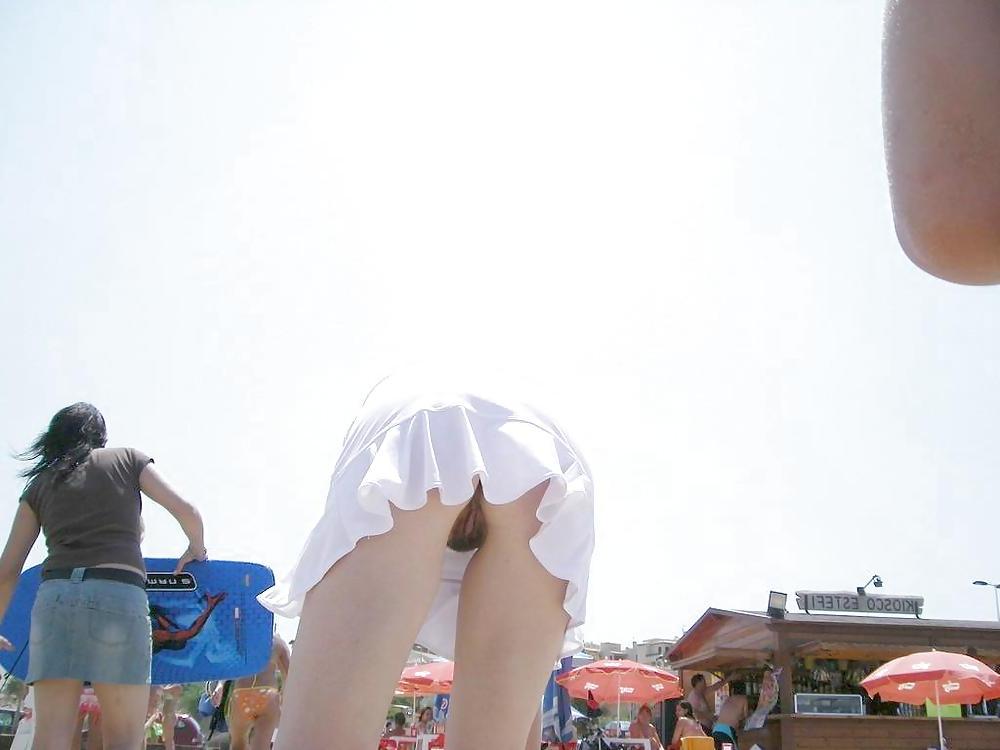 19P Beach changing bikini and clothes