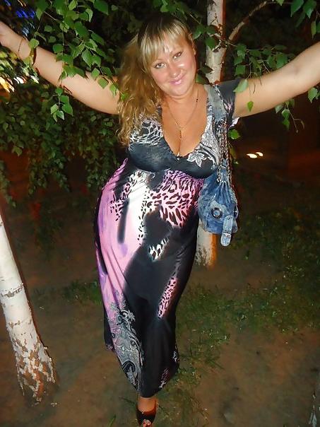 13P Busty Russian Woman 1011