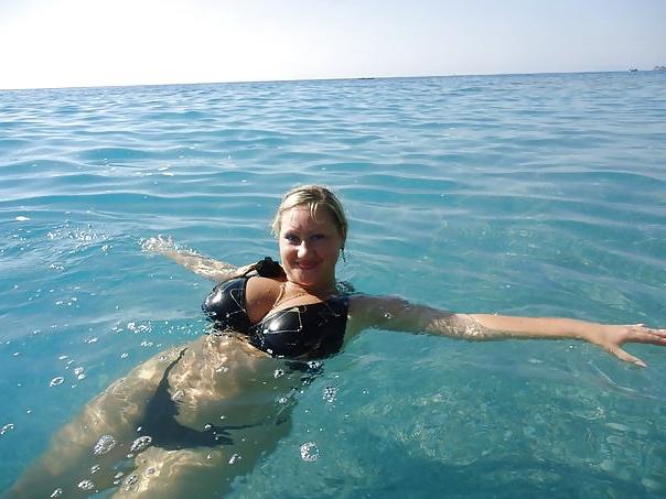 13P Busty Russian Woman 1011