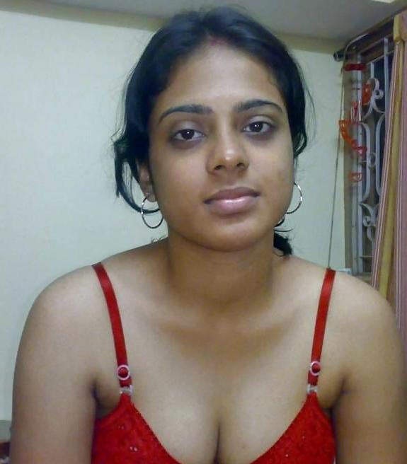 8P Indian College Girl