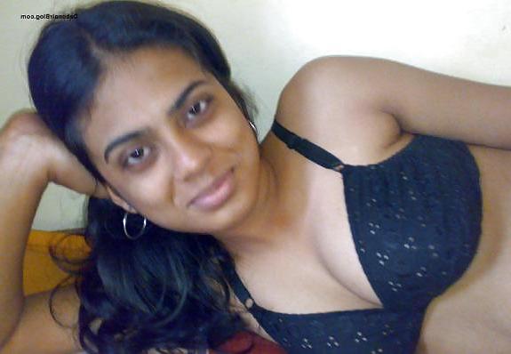 8P Indian College Girl