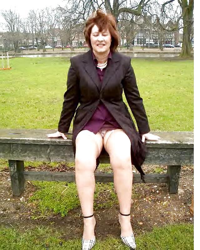 17P Ann from the countryside flashing nude