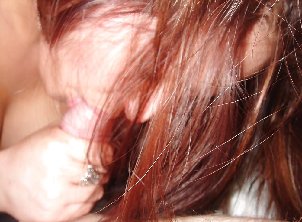 25P Stunning Woman Posing and Sucking