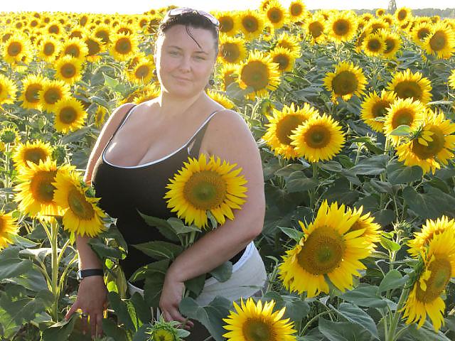 25P Iren - Ukrainian MILF with big boobs