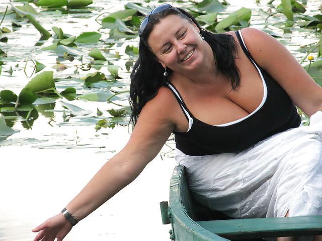25P Iren - Ukrainian MILF with big boobs