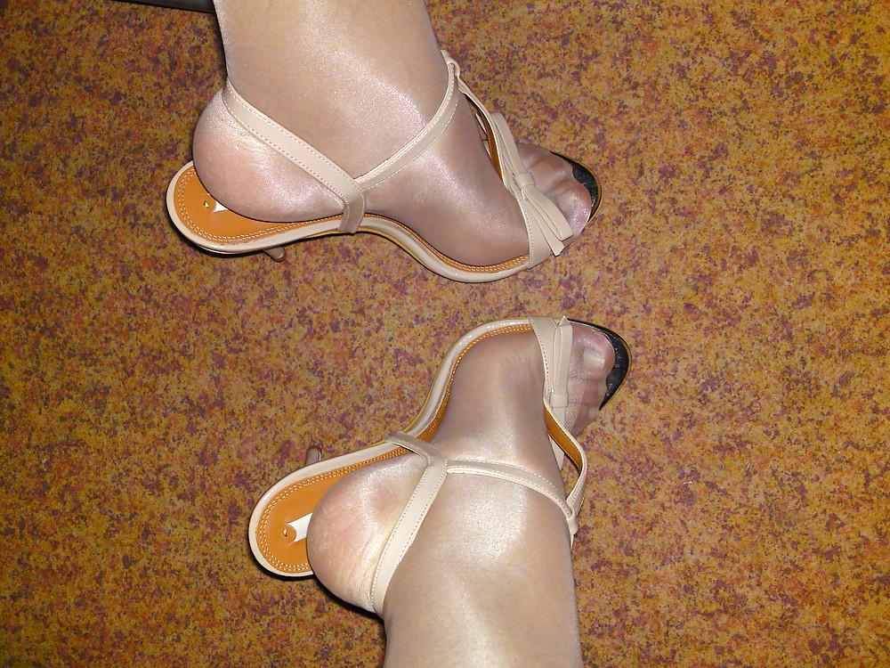 19P Nylon and high heels