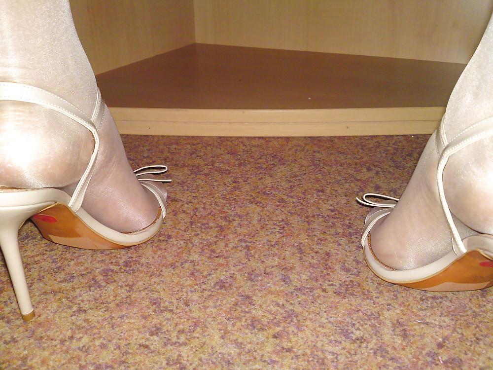 19P Nylon and high heels