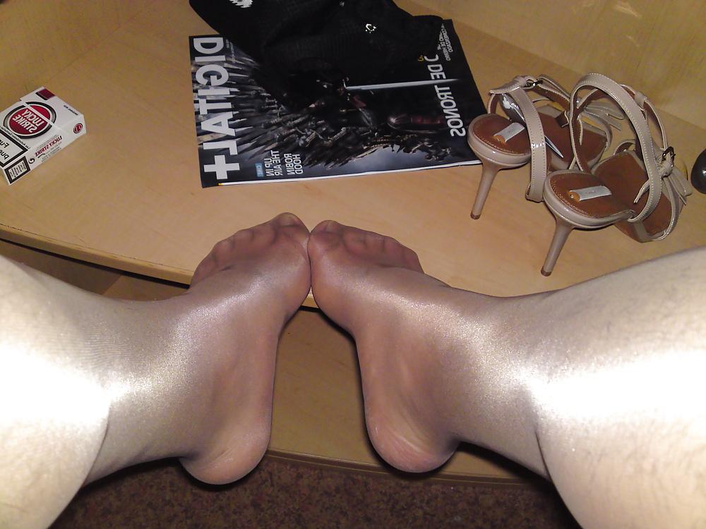 19P Nylon and high heels