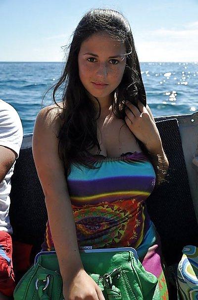 14P Busty Russian Woman 909