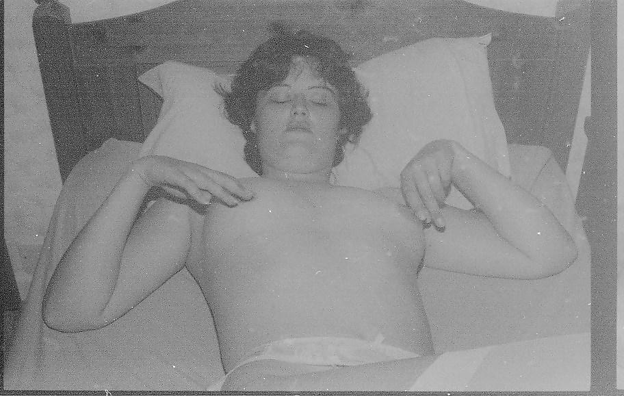 25P Zara Bush Naked more vintaged pix