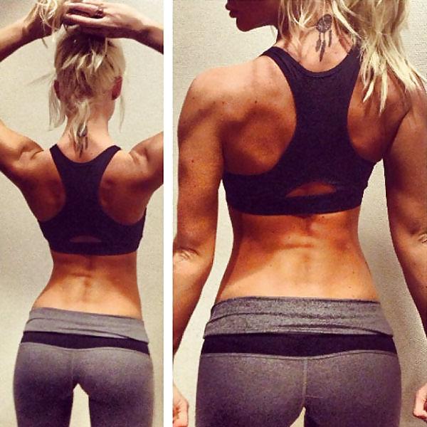 25P Girls in Yoga Pants