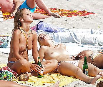 25P Beautiful Day At The Beach 26 -Topless- by Voyeur tROC