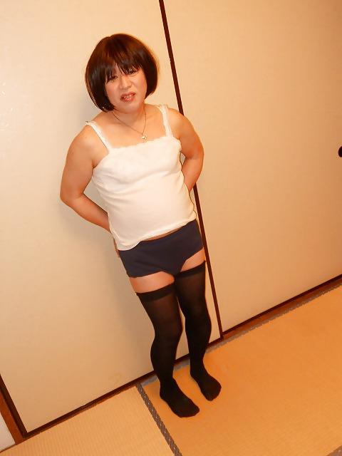 14P With japanese woman's gym suit wear bloomers