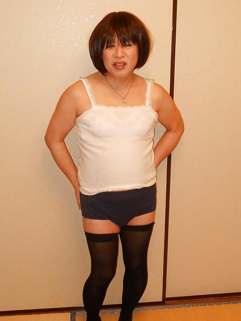 14P With japanese woman's gym suit wear bloomers