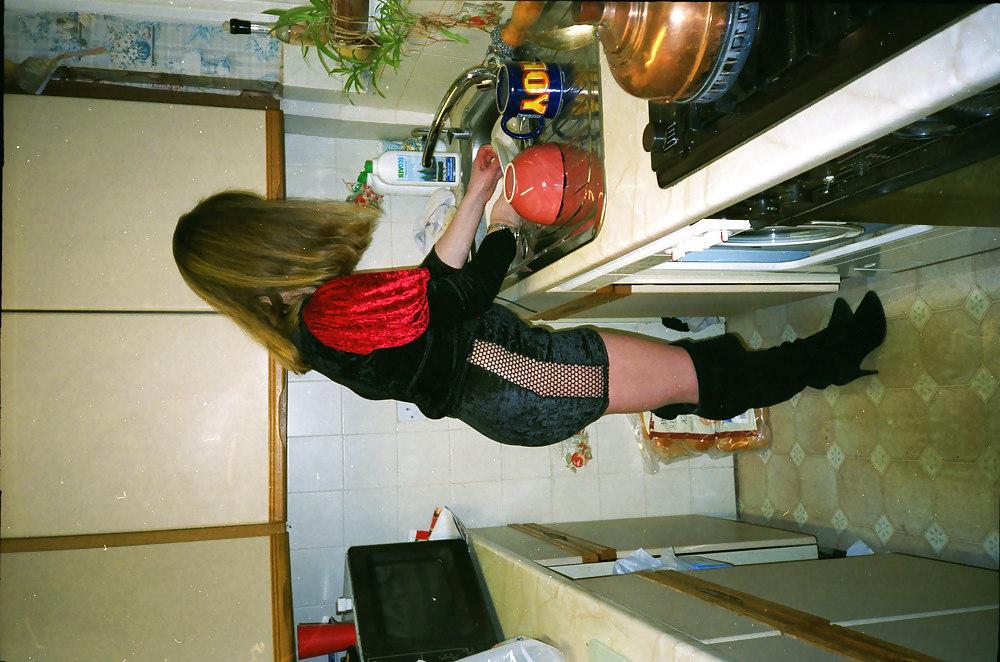 17P Hairy upskirts