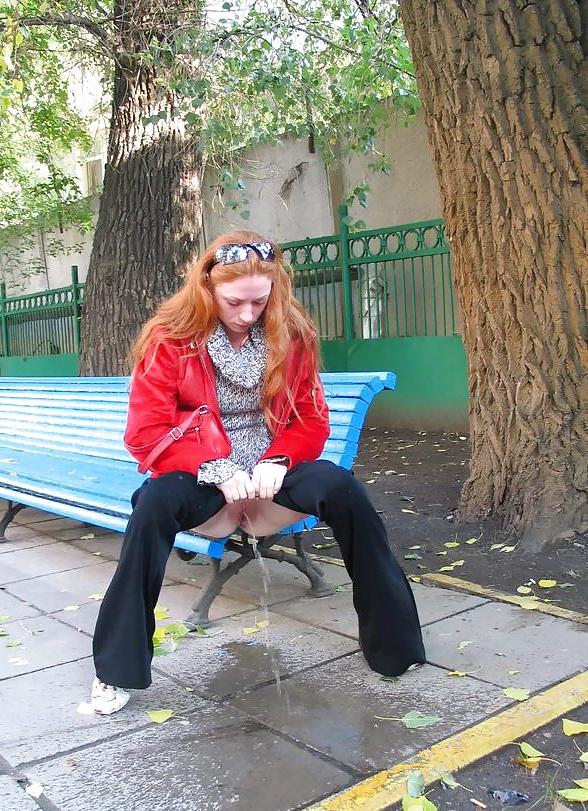 25P Beautiful Public Flashing 6 by Voyeur TROC