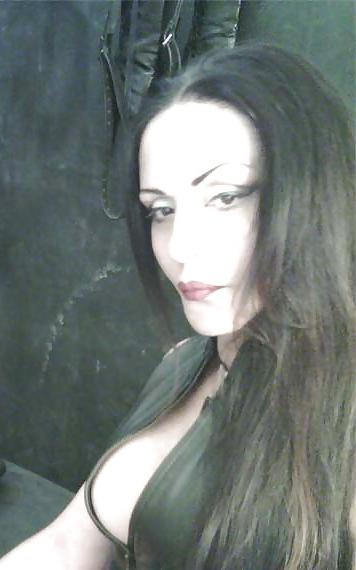 19P Mistress in Leather