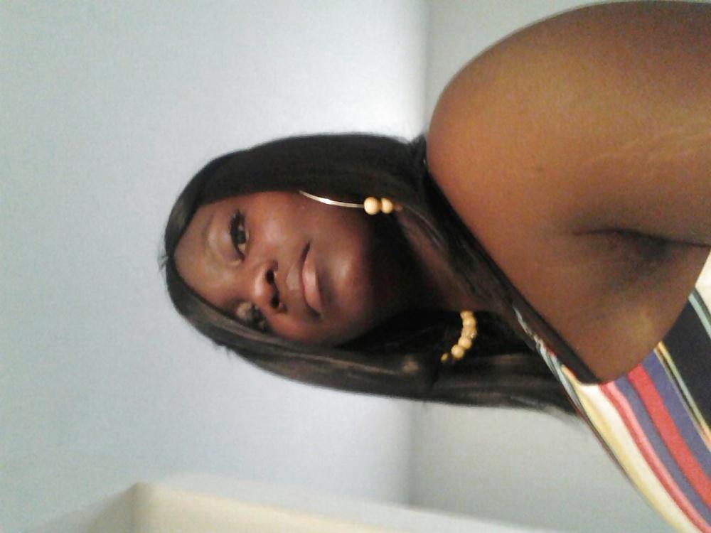 4P Downblouse big tits black and ebony milf