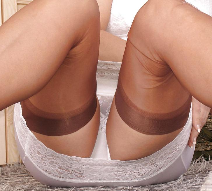 25P Nylons & Panties 3