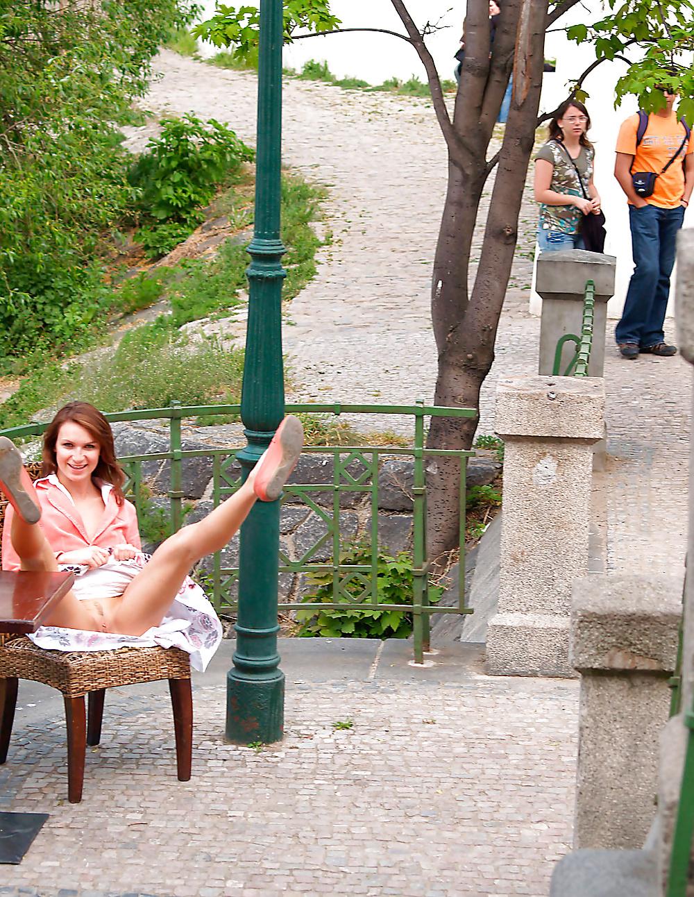 25P Public 29 outdoor flashing nudist