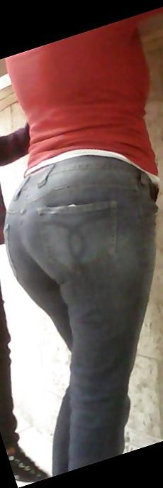 10P Thick latina ass