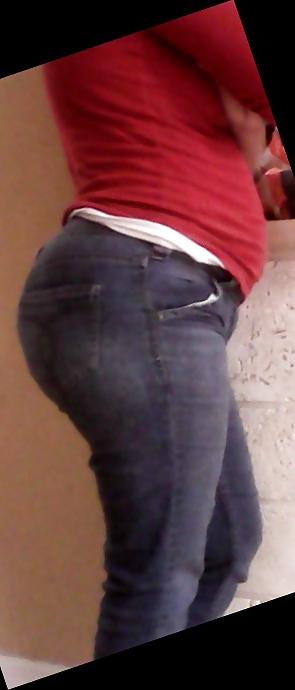 10P Thick latina ass