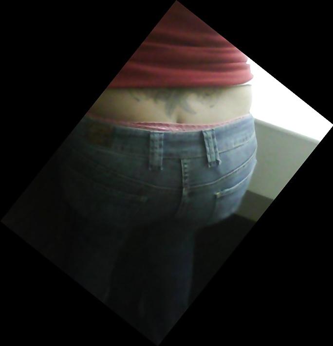 10P Thick latina ass