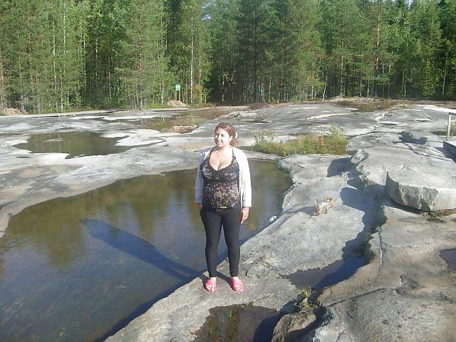 15P Busty Russian Woman 1981