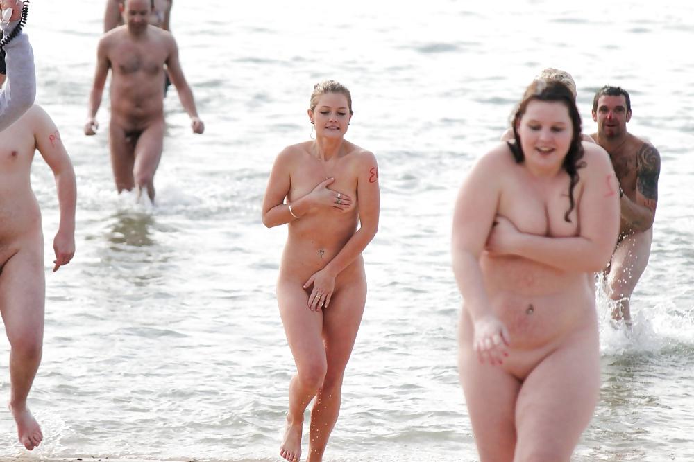 25P One day at the beach 11