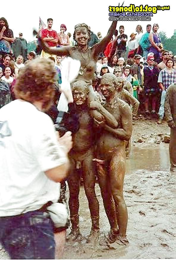 20P Accidental Beach Boners Public Nudity