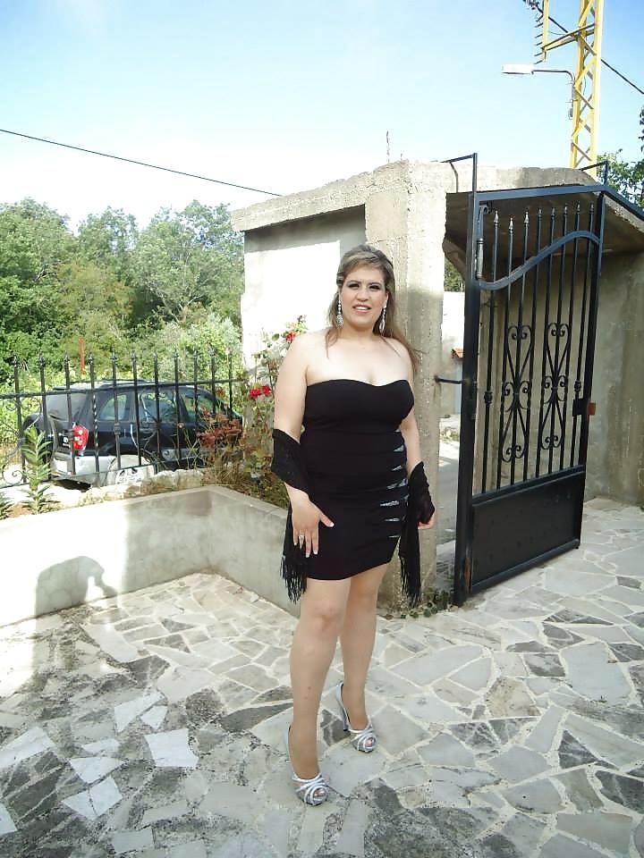 22P Arab Woman 348