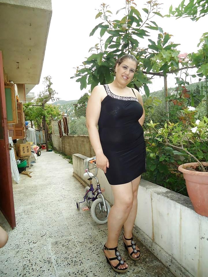 22P Arab Woman 348