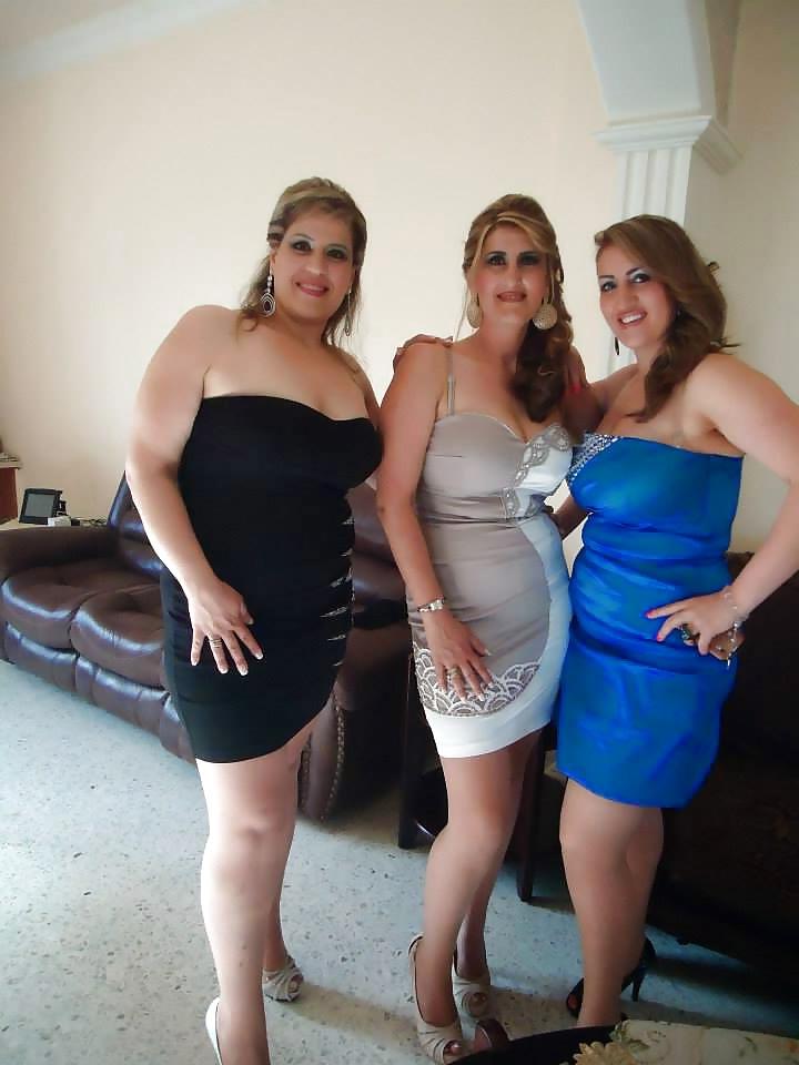 22P Arab Woman 348