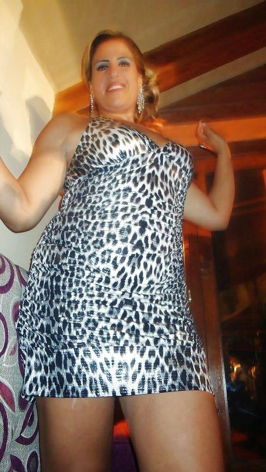 22P Arab Woman 348