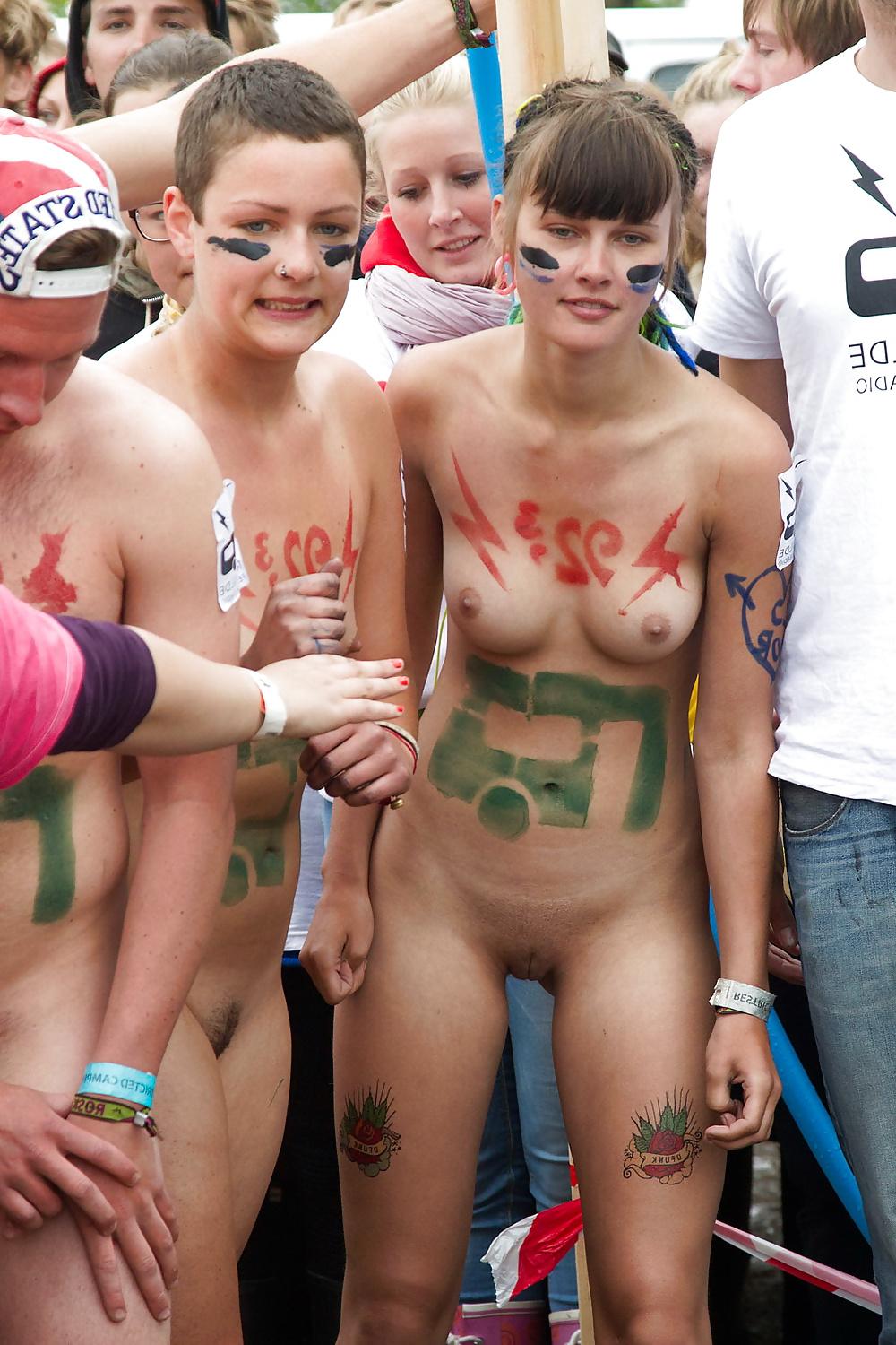 25P Naked Beach Pics No.2
