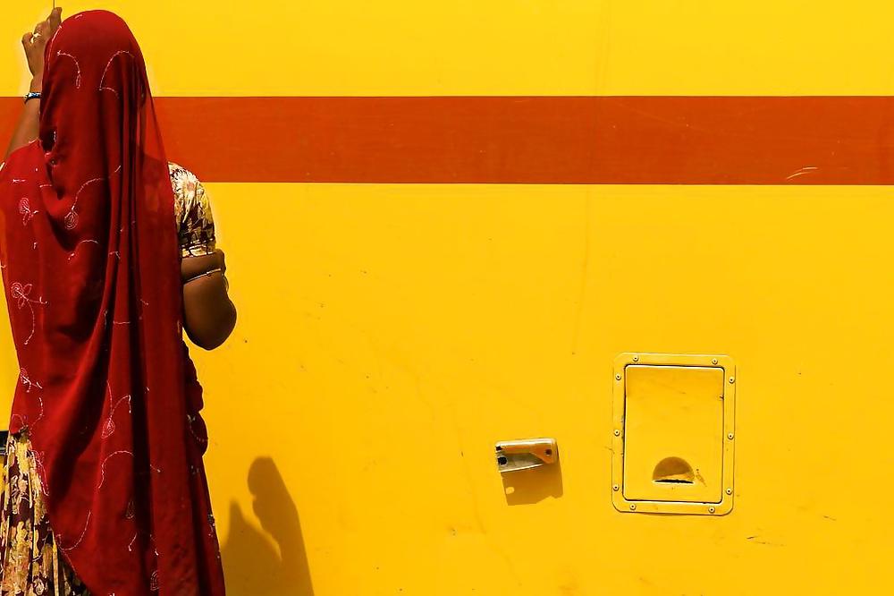 6P Sexy Indian Woman