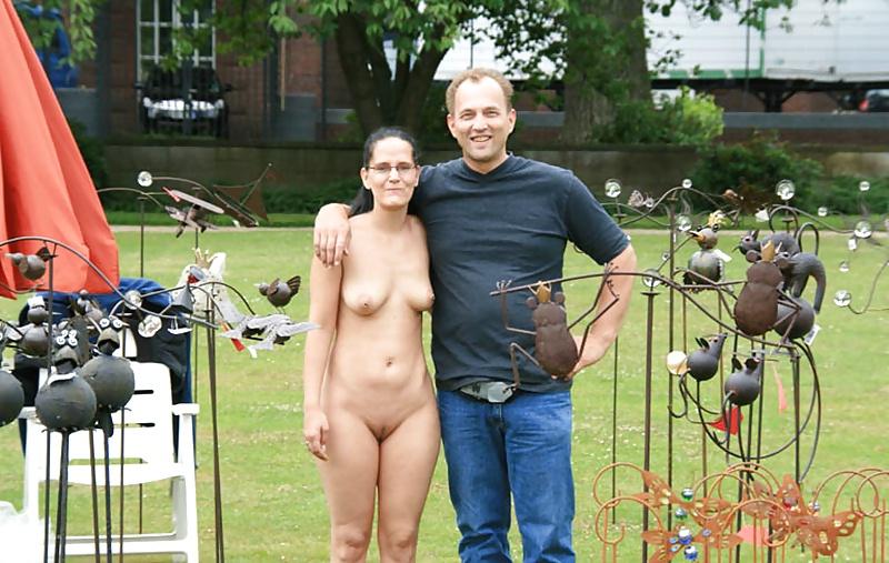 25P Public 32 outdoor flashing nudist