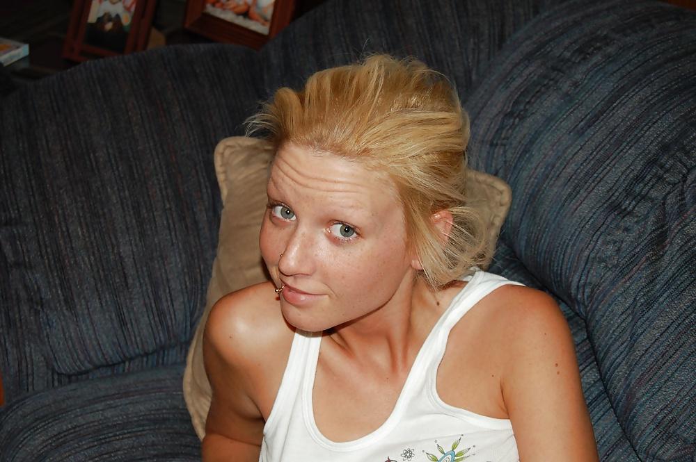 25P Hot Blond Milf Loves Sex ( 290 pics )