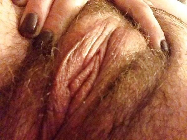 6P White trash hairy pussy