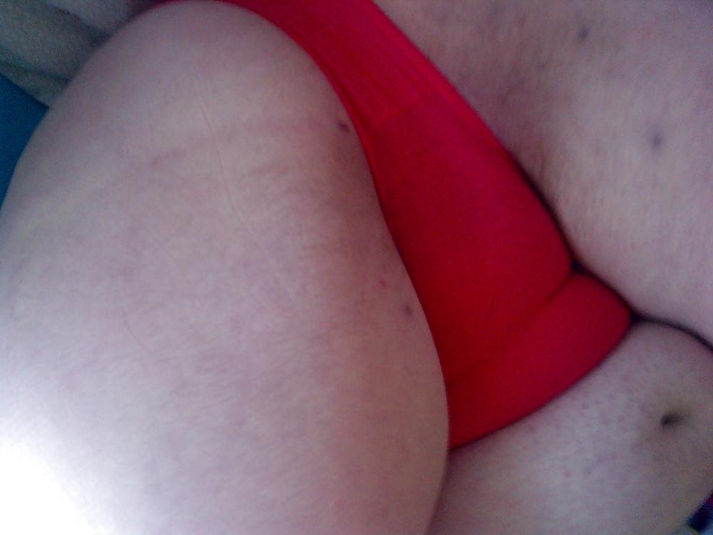 4P Red Pants make me horny!