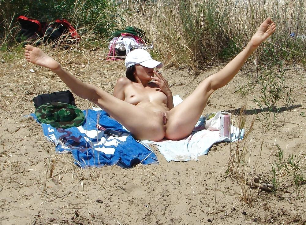 25P Beach and Outdoor Girls