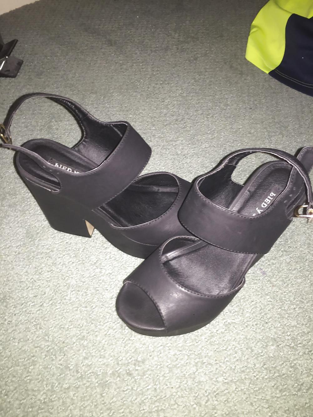 7P 20 Y.O SEXY aussie girls shoes i worship