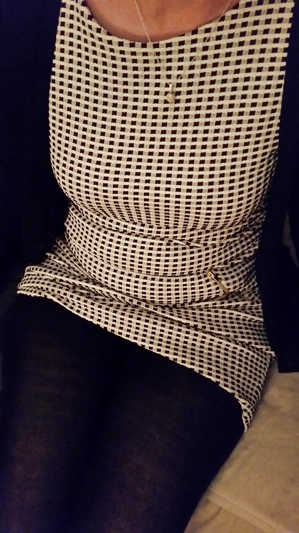 5P Flashing my black tights and pink knickers