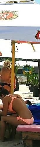 25P Spy sexy teens ass, bikiny pool and beach romanian