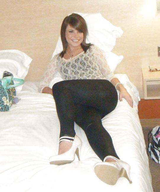 25P Sluts in tight pants! 16